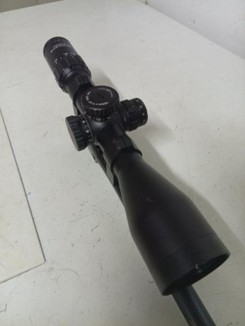 Buenas, vendo visor Bushnell Elite 3200 5x15x40, con corrector de paraleje y visor Nikko Stirling Diamond 10