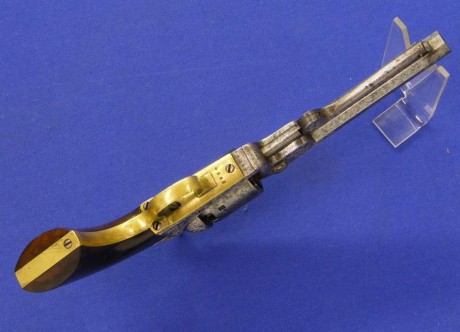 Voy a colocar unas fotos de un arma larga alemana de llave de mecha del siglo XVI. 100