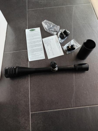 Se vende por 450€ este visor. Con su caja , documentación y accesorios originales, que venían cuando lo 02