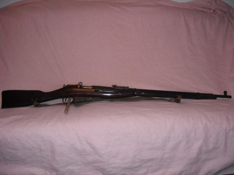 Mosin-Nagant 91/30 de 1937 calibre 7,62x54R, todo original y en muy buen estado. 750€ 00