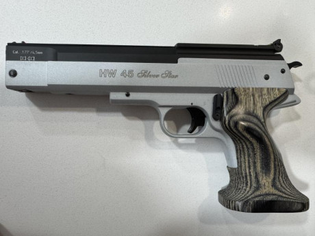 En Madrid. Muy buen estado.

300€

Prefiero trato en mano. Si hubiese portes, aparte. 00