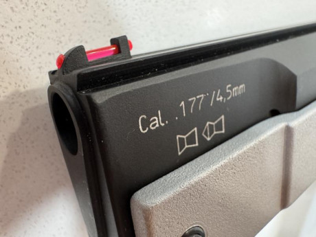 En Madrid. Muy buen estado.

300€

Prefiero trato en mano. Si hubiese portes, aparte. 11