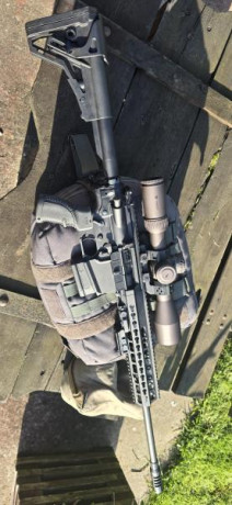 Buenos días.

Se vende rifle Haenel CR 65 calibre 6.5 Creedmoor. Solo Rifle.

AR10 fabricado en Alemania 01