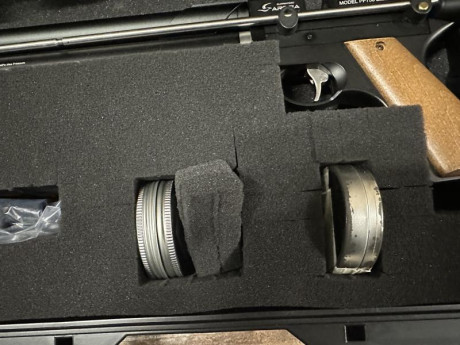 PARA INICIARSE EN EL PCP

Capacidad del depósito: 80cc.
Presión máxima de carga: 220 bares.
Manómetro 10