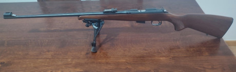 Se vende carabina CZ 452-2E ZKM en calibre .22 WMR (.22 Magnum), un modelo clásico muy apreciado por su 02