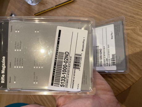 Buenos días. Vendo cargadores nuevos a estrenar originales en polimero para CZ 452, 455 o 457 en 22lr. 00