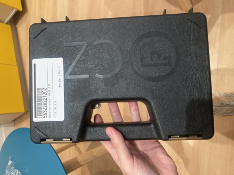 Vendo maletin o estuche de transporte para arma corta CZ. Es modulable y sirve para los modelos compactos 02