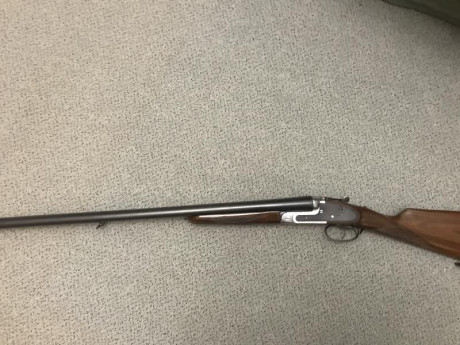 Buenas tardes: Vendo paralela Zabala Hnos. en calibre 12/70 con 3/1 estrellas en boca. Está muy bien conservada 02