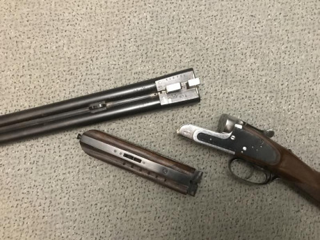 Buenas tardes: Vendo paralela Zabala Hnos. en calibre 12/70 con 3/1 estrellas en boca. Está muy bien conservada 00