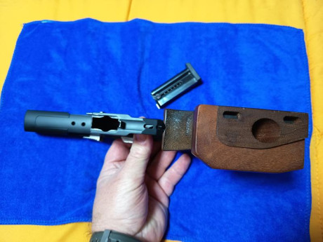 Vendo ésta magnifica Pistola Alemana Tesro en Cal. 22Lr. 
En estado impecable, como nueva y bien mantenida.

-Marca: 11