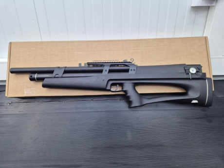 Hola a todos, por aquello de ir haciendo sitio para dejar entrar nuevas carabinas en casa, pongo a la 00