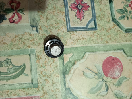 Por no usar ,se  vende cargador rápido para revolver 
Precio 15 € 01