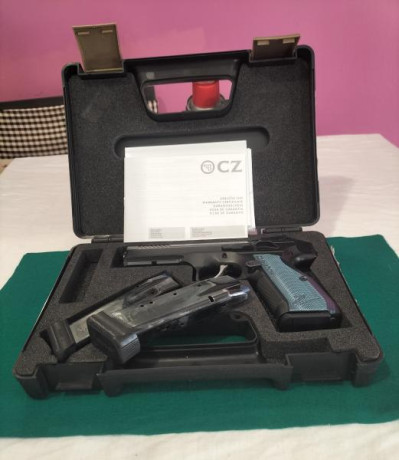 Vendo pistola CZ Shadow 2.
Estado impecable. Utilizada solo en precisión. 1200/1300 disparos aprox. 
Conjunto 00
