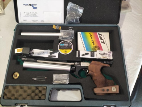 Vendo Steyr LP1 con cacha zurda
En perfecto estado.
 Repasada y ajustada por IBERGRIPS. Disparador regulable
Lleva 02
