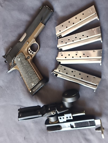 Pistola Springfield Gold Match, pistola utilizada para IPSC, en perfecto estado de uso, pintada en Ceracote 00
