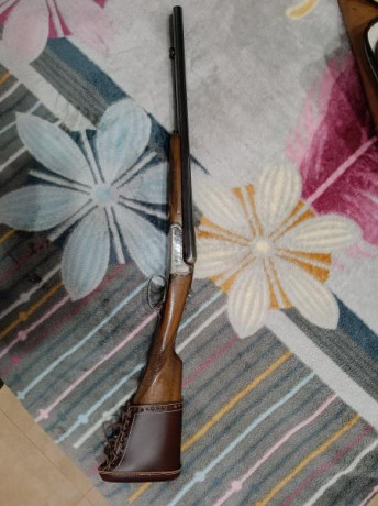 Vendo escopeta paralela corta marca Jabe del 12.

Largo total: 86 cm. sin la cantonera.
Cañones: 49'5 00