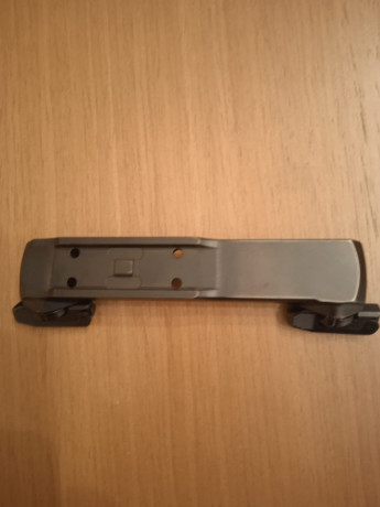 Se vende aimpoint micro h2 con montura  Sum para sauer, se encuentra en Pamplona, precio 750 + portes 00