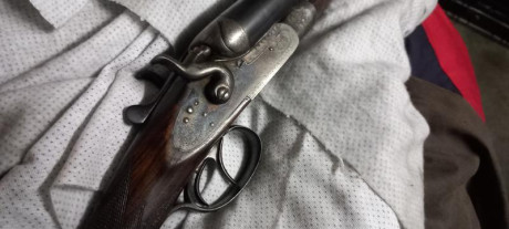 Escopeta del año 1941, calibre 12/70, en buen estado, ajusta perfecta, sin picado en los cañones, 66cm 02
