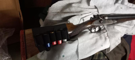 Escopeta del año 1941, calibre 12/70, en buen estado, ajusta perfecta, sin picado en los cañones, 66cm 11