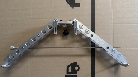 Buenas tardes,
En venta Bipode Fito force modelo Fusion 
En perfecto estado de conservación 
Precio: 100€
Envió 11