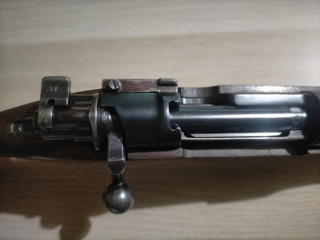 VENDO este Rifle....en buen estado.
MAUSER, calibre 8X57.
Se trata de un arma de la 1ª Guerra Munidial 12