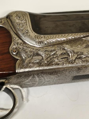 Se vende escopeta Aya modelo Coral de Luxe en buen estado, doble gatillo y expulsores, la escopeta se 01