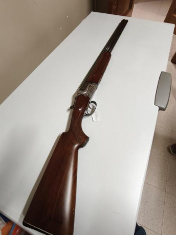 Se vende escopeta Aya modelo Coral de Luxe en buen estado, doble gatillo y expulsores, la escopeta se 00