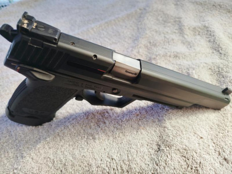    Buenas tardes.

Por necesidad de cupo pongo a la venta mi impecable y super precisa HK USP Élite de 42