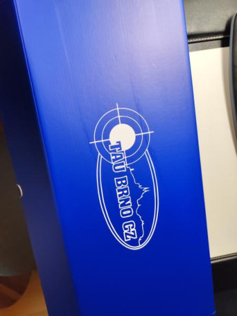 Sólo estrenada para comprobar funcionamiento 

En su caja original con todos los complementos . Herramientas 01