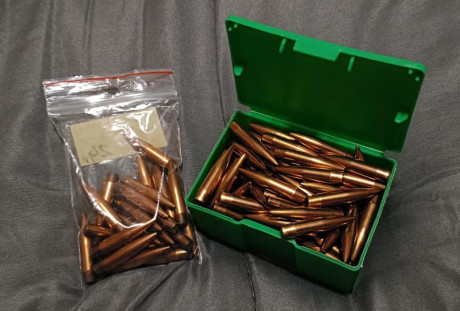 Vendo 124 puntas Sierra Match King de 7mm .284DIA 180gr HPBT 
100 nuevas en caja abierta y 24 que han 01