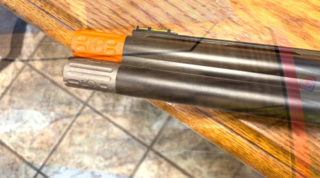 Escopeta con dos años, culata y guardamanos originales sin modificar. Posibilidad de una culata personalizada. 02