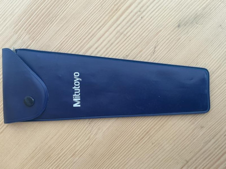 Se vende Balanza de la prestigiosa marca Americana RCBS para recargas precisas y regalo pie de rey calibre 10