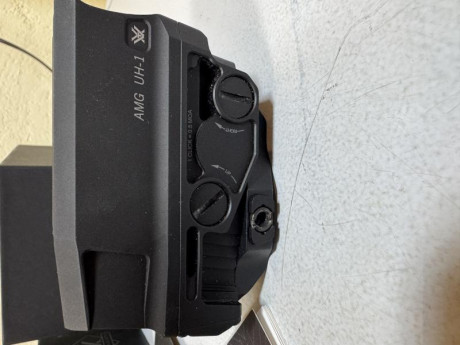 Visor holográfico Vortex AMG® UH-1® GEN II, solo estrenado, garantía de por vida Vortex.
De lo mejor que 11