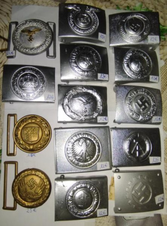 En venta  hebillas alemanas segunda guerra mundial (originales y reproducciónes) precios unitarios en 00