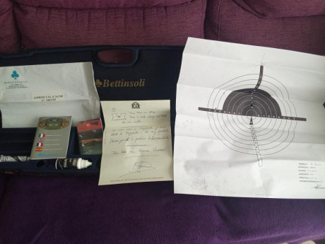 Vendo rifle exprés superpuesto Bettinsoli, calibre 9,3x74.
En perfecto estado. Monturas desmontables y 42