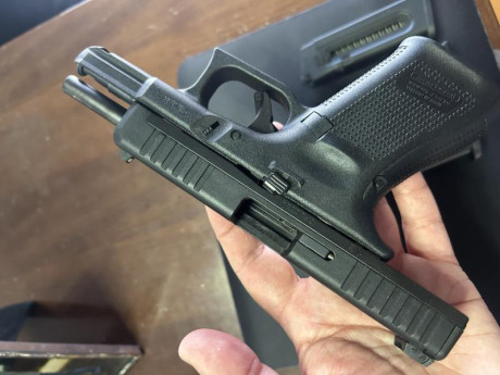 Vendo Glock 44 comprada en octubre 2025, único dueño.

Precio 500€, se da con un cargador adicional.

Cayetano 00