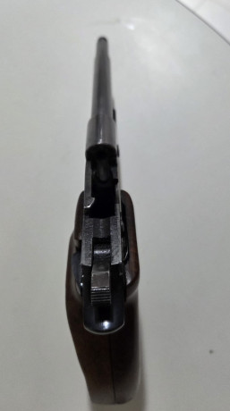 Hola a todos.
Un amigo pone a la venta una Astra TS-22 funcionando perfectamente. Su anterior dueño la 10