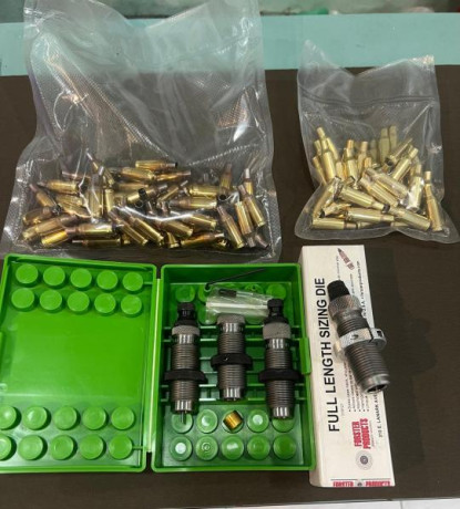 Hola.

Un amigo vende un Savage 12 Benchrest , calibre 6 Norma BR en perfecto estado , con carril picatinny 00