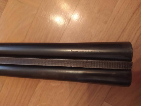 Buenas tardes ,se vende escopeta yuxtapuesta Víctor Sarrasqueta, está bien cuidada pero es vieja claro 00