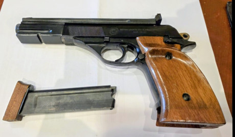 Se vende Astra TS 22, en muy buen estado, solo tiene un cargador.
Se puede ver y probar en La Coruña.
300 00