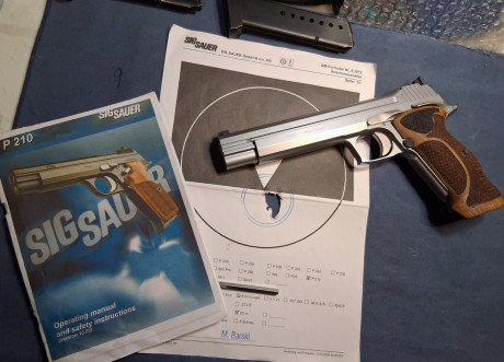 Hola a tod@s os anuncio un arma de un compañero de tiro en Barcelona.

  Vendo Sig p210 6"en perfectisimo 02