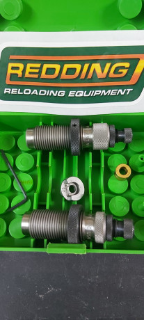 se vende por no usar rifle  visor y accesorios de recarga que incluye days redding de cuello ,93 vainas 11