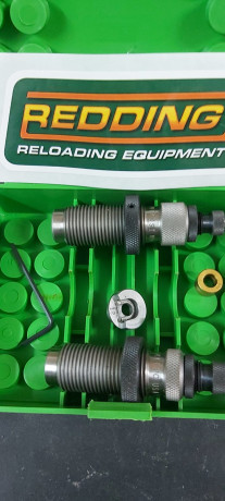 se vende por no usar rifle  visor y accesorios de recarga que incluye days redding de cuello ,93 vainas 20