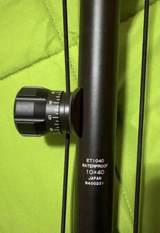 Vendo visor Bushnell 10x40 el visor esta en Barcelona, 225€ mas gastos de envío de ser necesarios. 00