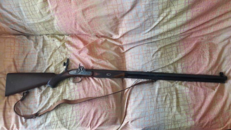 A la venta rifle ALEXANDER HENRY de AMR.

 PVP ……..: 650 € 
CALIBRE: 0,451"
CAÑON ...: 82 cm.
CHIMENEA: 02