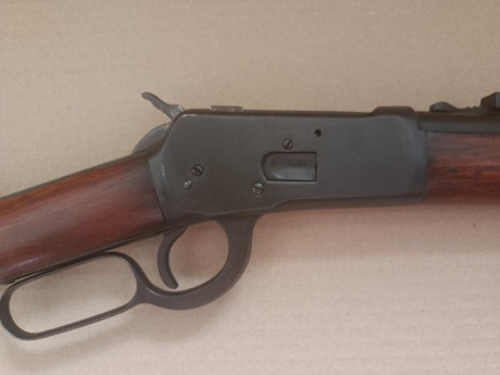 CARABINA TIGRE, modelo corto, calibre 44-40, maderas trabajadas. Se encuentra en Valencia. Precio 450€, 02