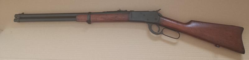 CARABINA TIGRE, modelo corto, calibre 44-40, maderas trabajadas. Se encuentra en Valencia. Precio 450€, 01