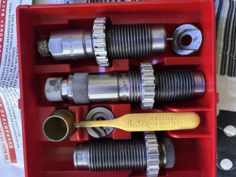 Vendo estos dies por que ya no recargo, hay un que se me rompió la aguja y forcé la tuerca u está casi 02