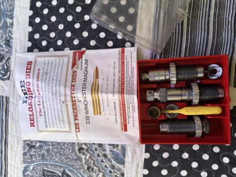 Vendo estos dies por que ya no recargo, hay un que se me rompió la aguja y forcé la tuerca u está casi 00