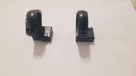 Hola a todos.
Vendo dos juegos de monturas Sako Optilock IMPECABLES como podeís comprobar en las fotos.
Precio: 00